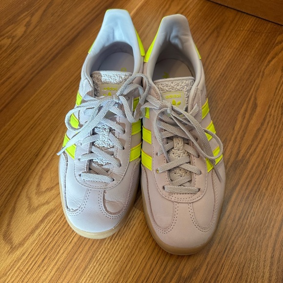 Adidas Beige and Neon Yellow Sneakers - Picture 2 of 4